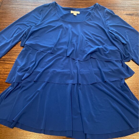Susan Graver Women's Sz M Blue Top Ruffle Asymmetrical Tiered Stretch Scoop Neck - Picture 3 of 10